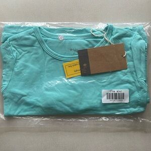 Kyte BABY ROBIN short sleeve pajamas 4T.